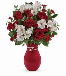 Teleflora's Pair Of Hearts Bouquet from Victor Mathis Florist in Louisville, KY